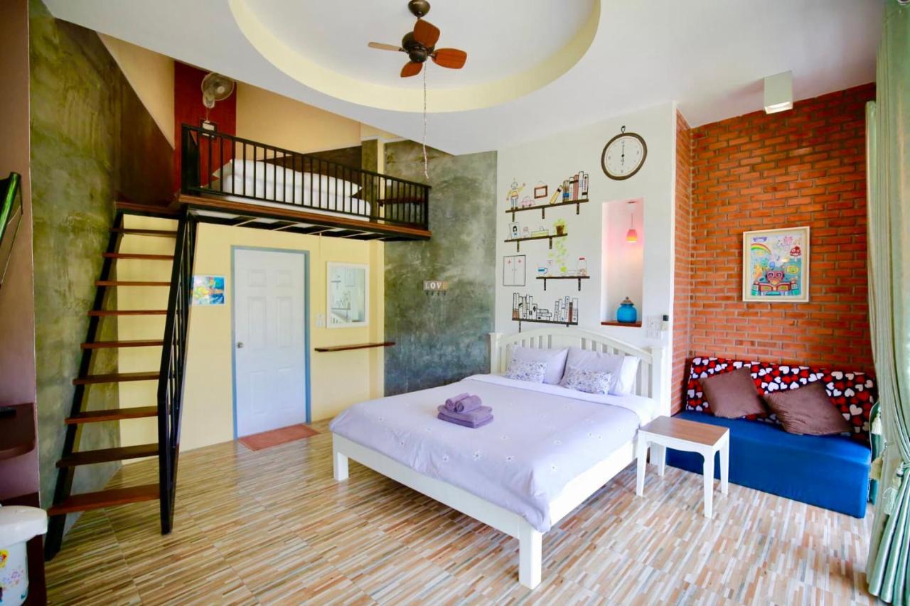 Tonsilp Art Home Nong Nam Daeng Extérieur photo
