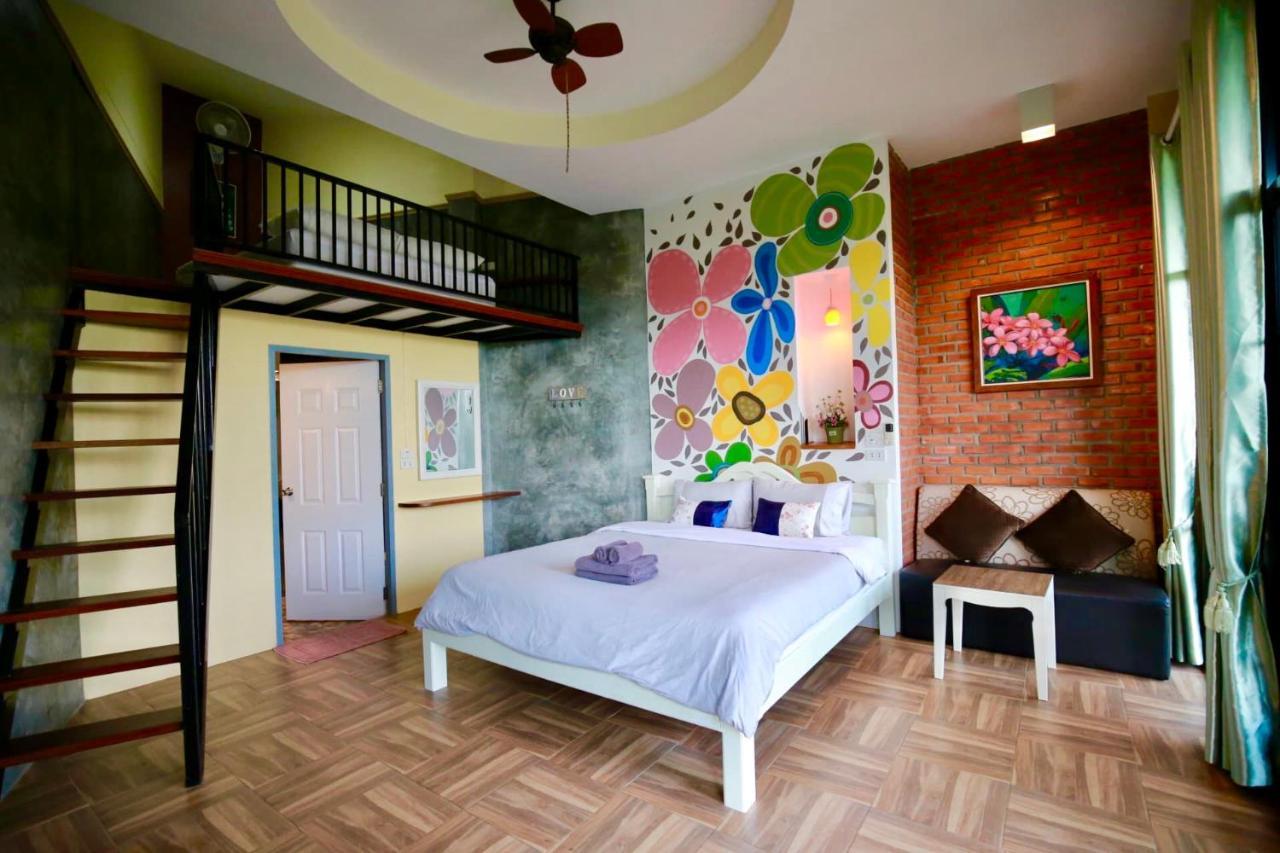 Tonsilp Art Home Nong Nam Daeng Extérieur photo